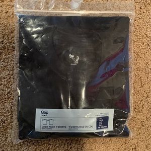GAP Crewneck T-Shirts